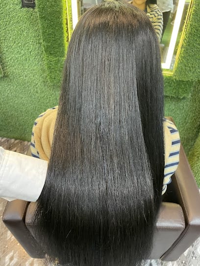 Sanjay's Signature Salon & Academy